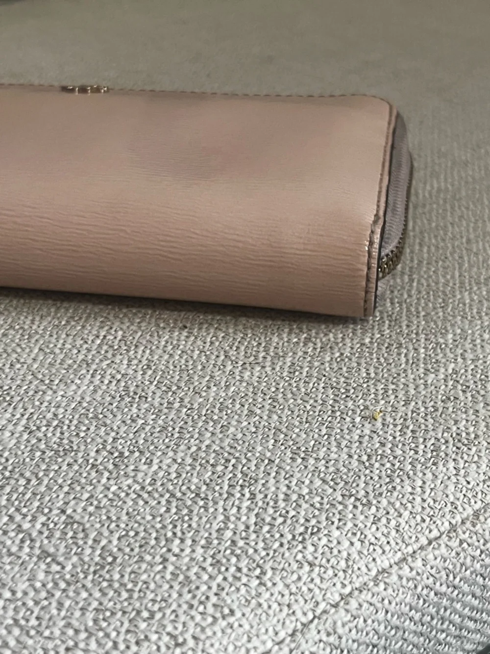 Tory Burch Robinson Zip Continental Wallet GUC - Picture 4 of 10